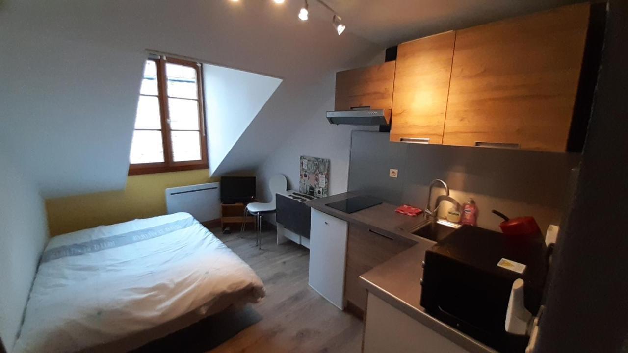 Studio 402 au 15 rue Battant à Besançon Exterior foto